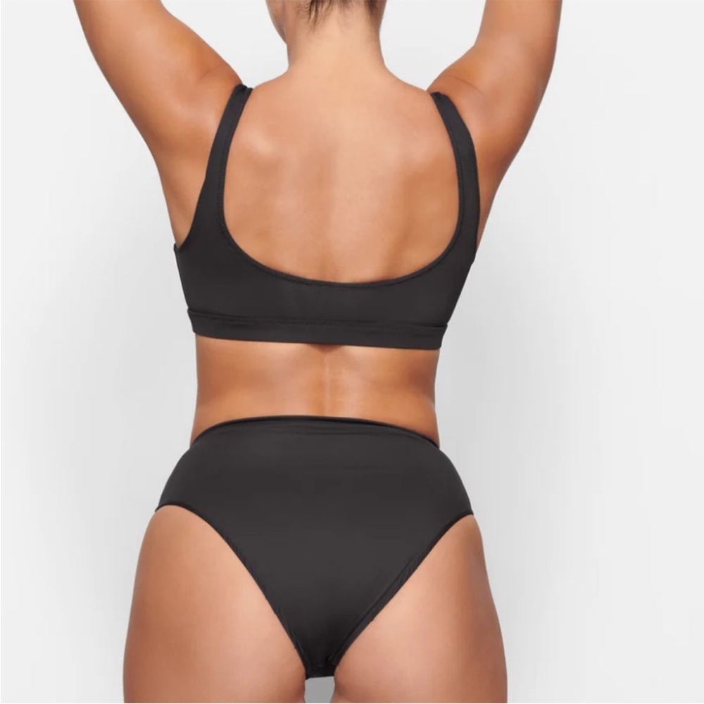 🌹FREE w/purchase NEW 2 pc Black High-Waisted and Classic Bikini Bottoms set M 2
